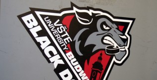 Za jediný gól v Praze proti týmu Univerzity Karlovy nesklidili Black Dogs žádnou odměnu 