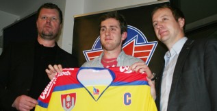 Roman Bernat oblékne dres Motoru. Podepsal smlouvu na jedno utkání