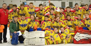 Vítězná trofej ze třetího ročníku Memoriálu Jana Marka putovala do jihočeské metropole