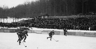 Písečtí hokejisté začínali s větvemi. Brzy vládli jihu a dostali se na úplnou špičku 