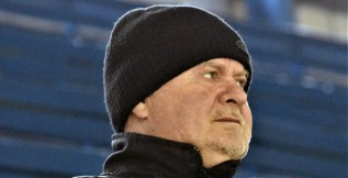 Sedmdesátník Václav Šrámek neúnavně rozdává zkušenosti, byť musí poslouchat mladšího kolegu