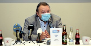 Prezident Českého hokeje Tomáš Král nabádá v dopise: Pojďme dělat vše, aby hokej přežil