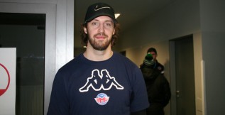 Brandon Alderson ocenil, že Češi jsou přátelští a spousta z nich ovládá angličtinu 