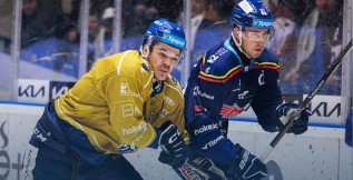 Obránci zařídili povstání na kladenském ledě. Vráblíka, Cibulku a Douderu doplnil forvard Kašlík 